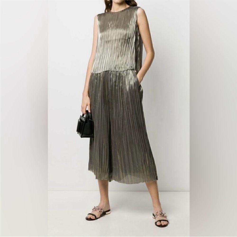 NWT Vince metallic pan set ( wide cropped pants+ top), M